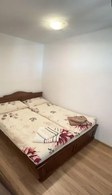 Апартамент Даник Bansko Apartment